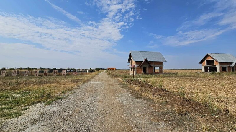Letca Noua, DN61, teren intravilan